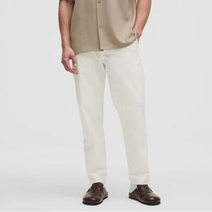 lululemon athletica Relaxed Tapered Trouser in Bone